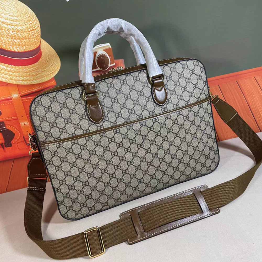 Caso comercial de Gucci con entrelazado G Black/Gray 674140-8