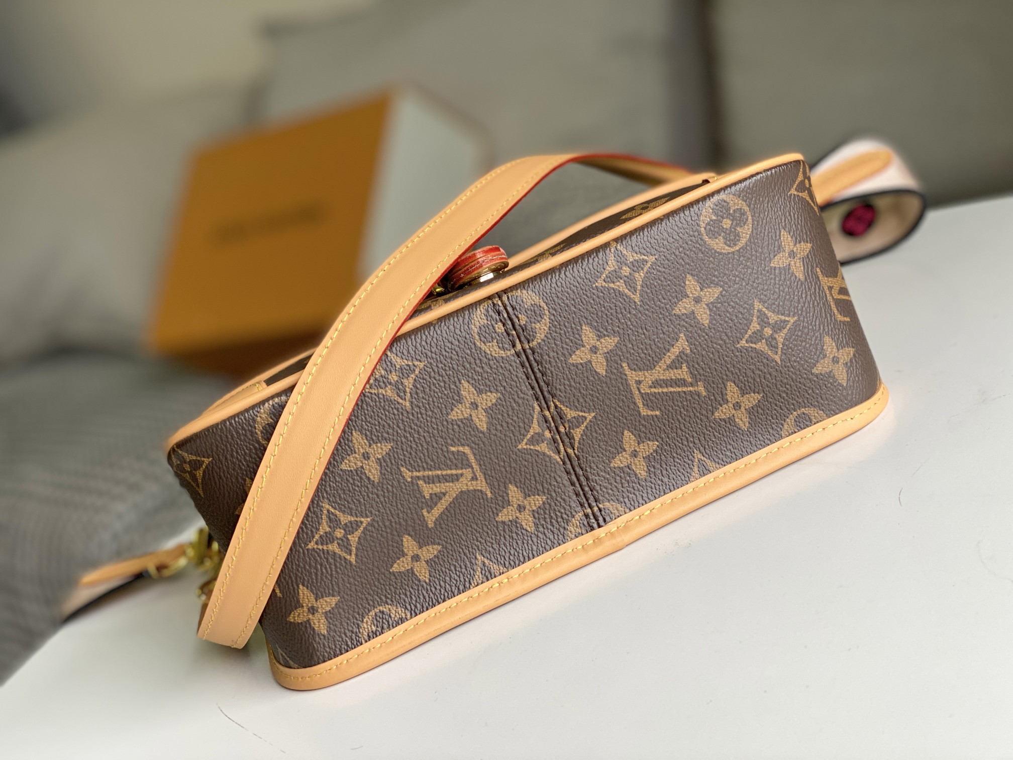 Louis Vuitton Diane M45985-3
