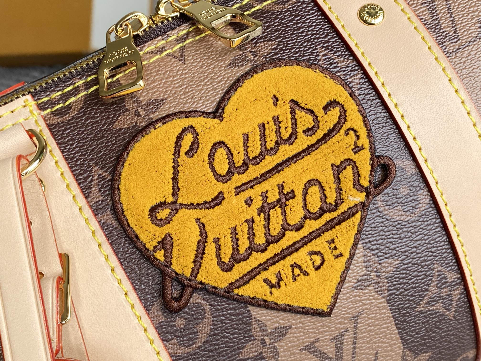 Louis Vuitton City Keepall M45963-4
