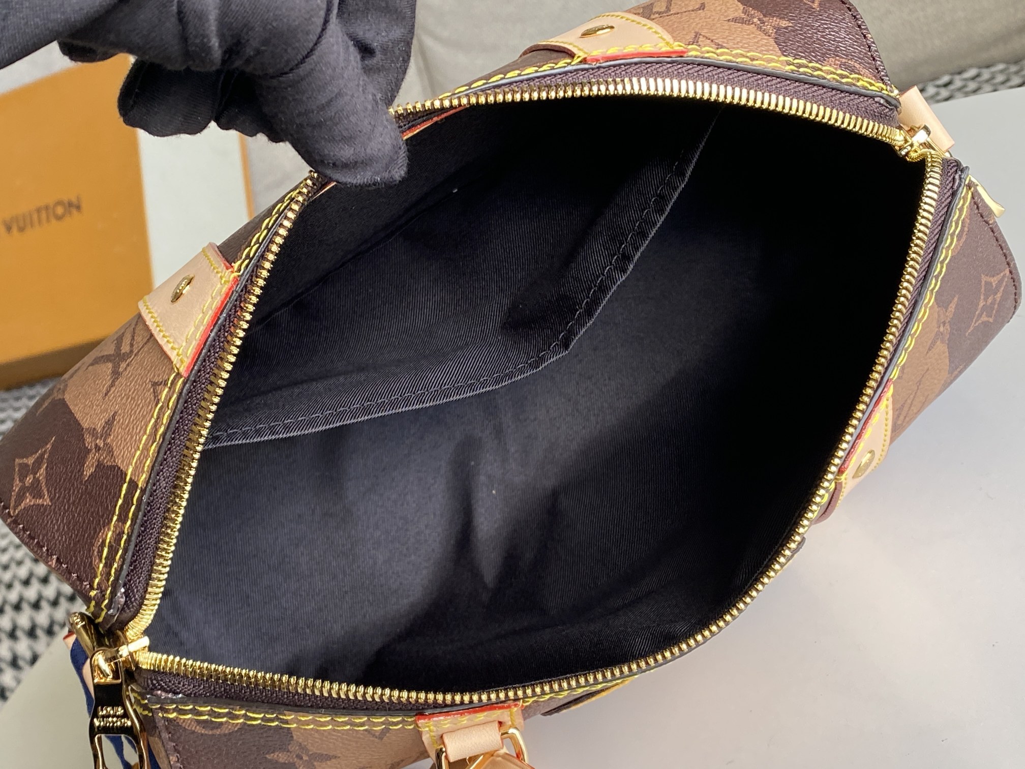 Louis Vuitton City Keepall M45963-7