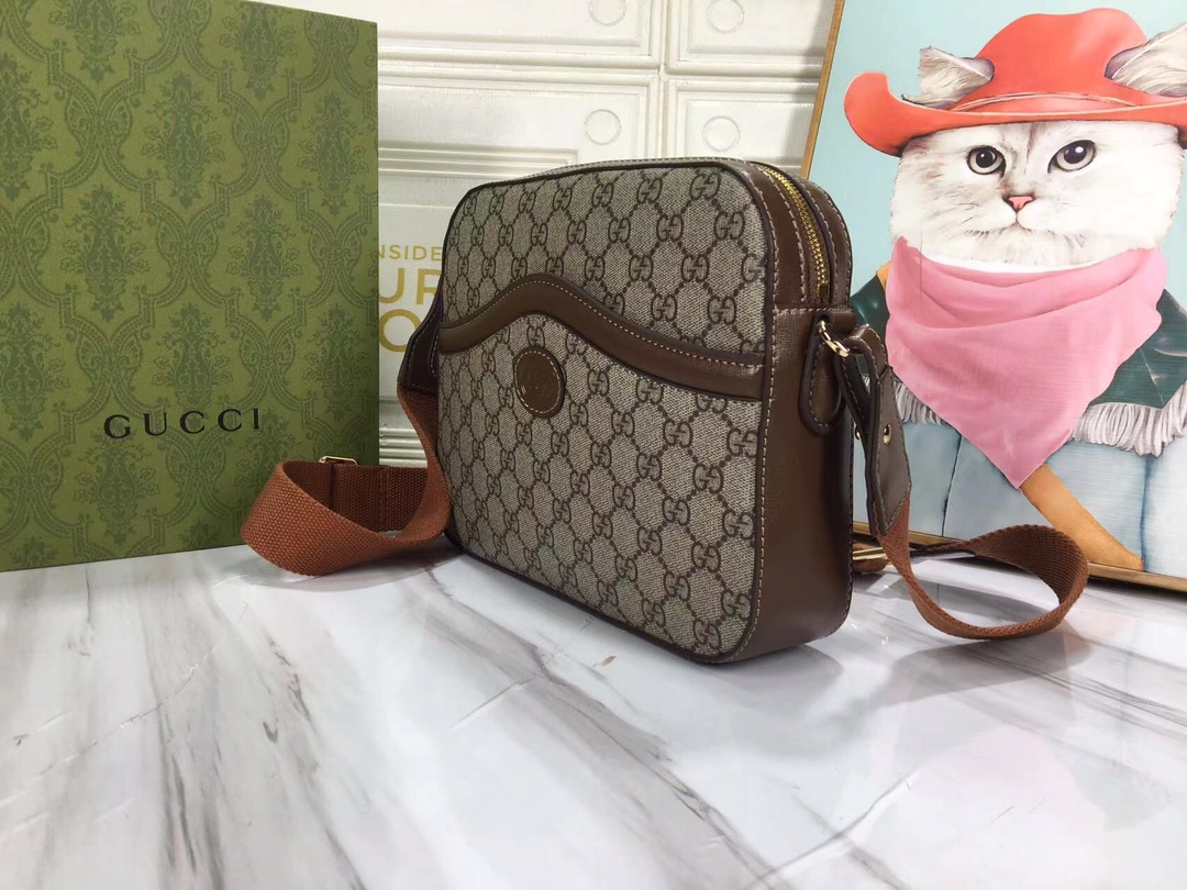 Bolsa de mensajero Gucci con entrelazamiento G 675891-2