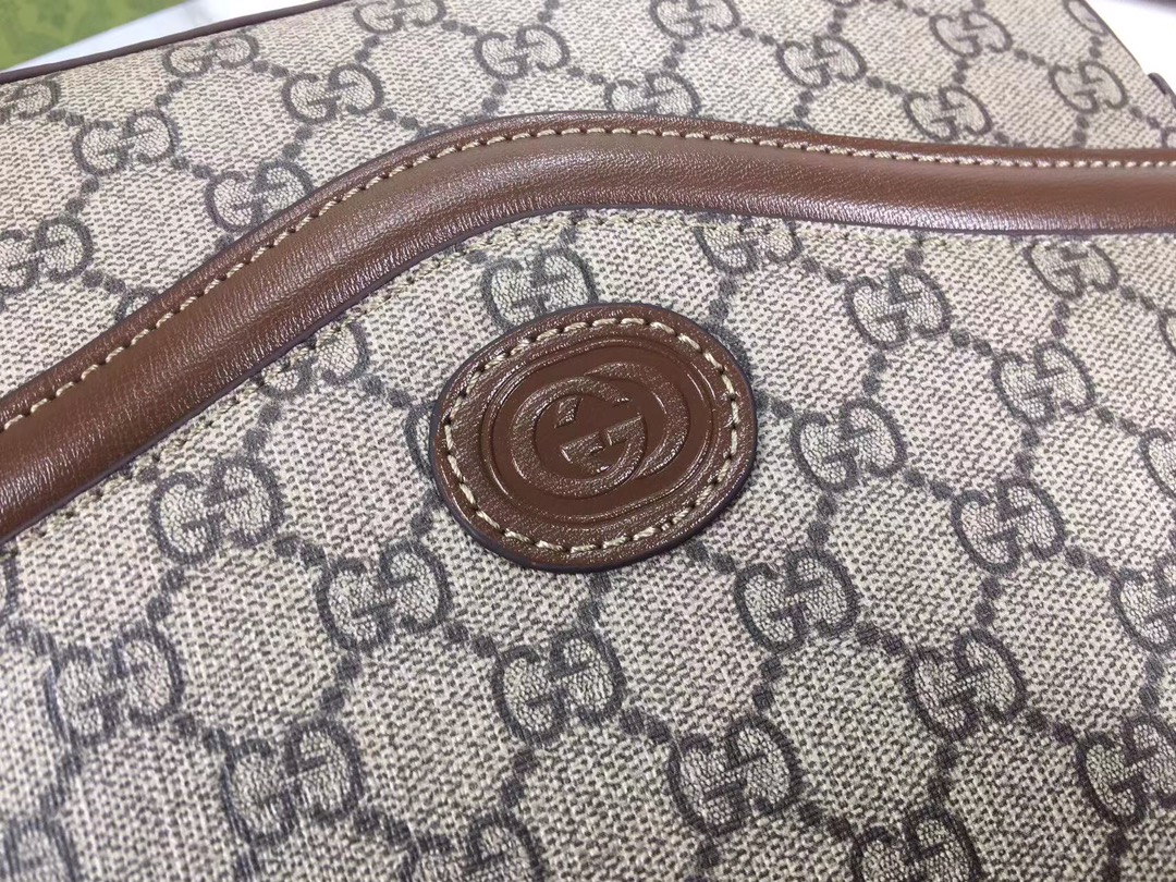 Bolsa de mensajero Gucci con entrelazamiento G 675891-6