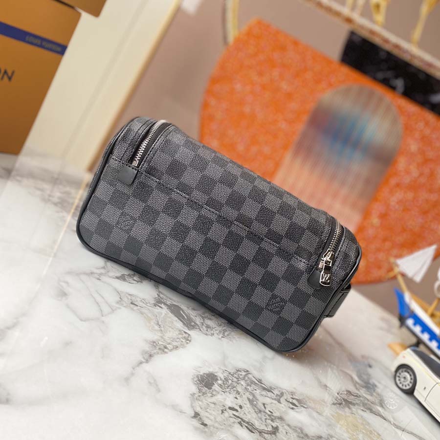 Louis Vuitton Toiletry Pouch N47625-2
