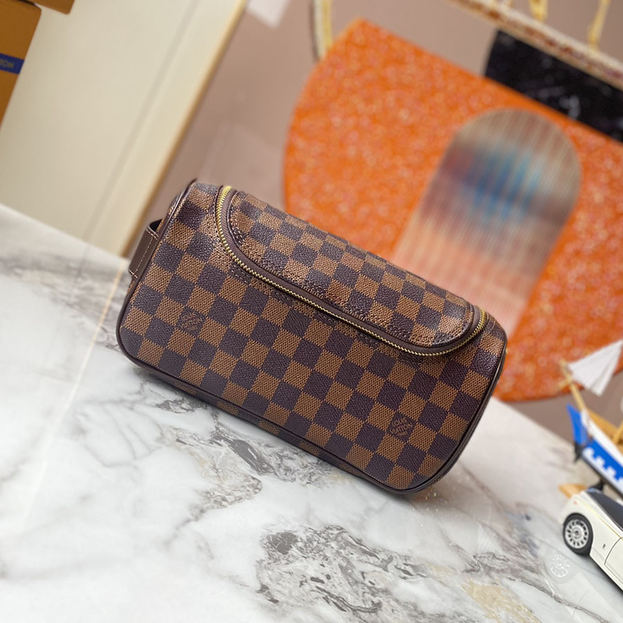 Louis Vuitton Toiletry Pouch N47625-5