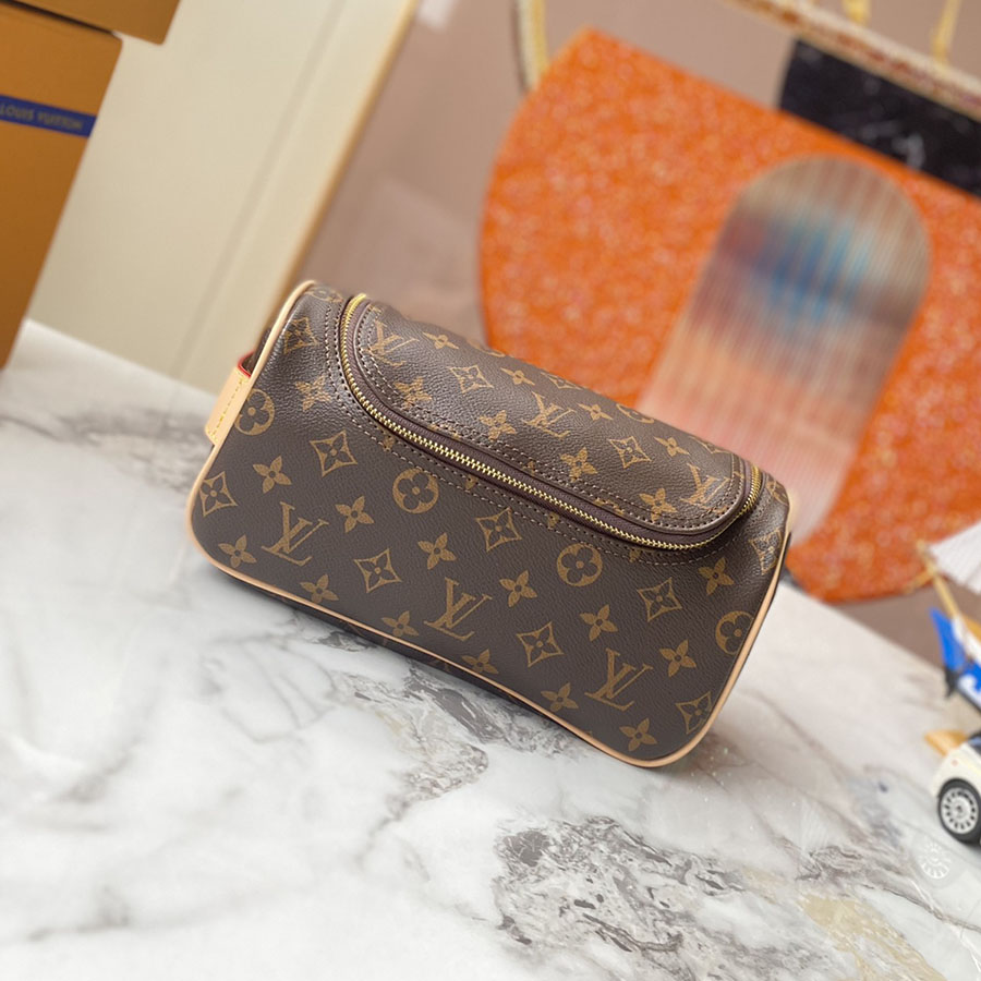 Louis Vuitton Toiletry Pouch N47625-10