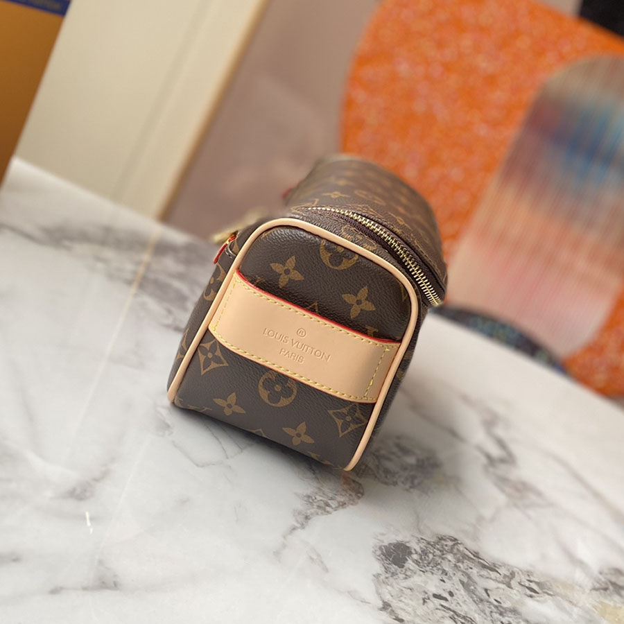 Louis Vuitton Toiletry Pouch N47625-11