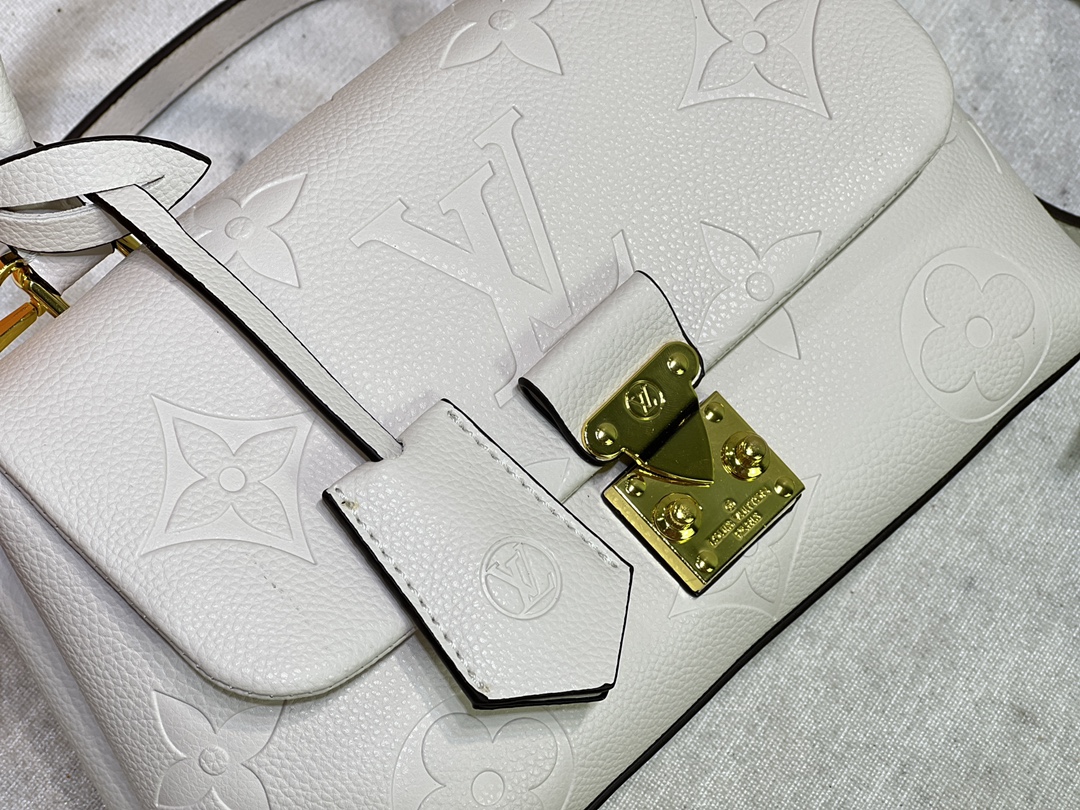 Louis Vuitton Madeleine BB HandBolsa-18