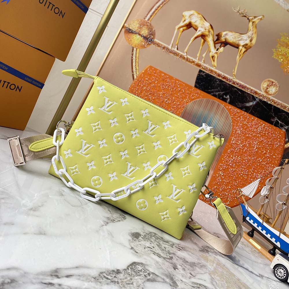 Louis Vuitton Coussin PM HandBolsa- Rojo/Amarillo-5
