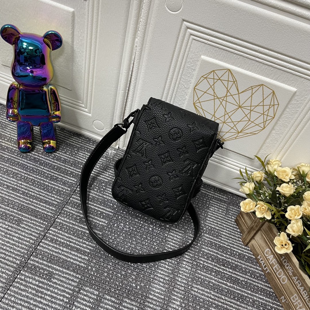 LOUIS VUITTON S-LOCK VERTICAL Billet de portátil M81524-3