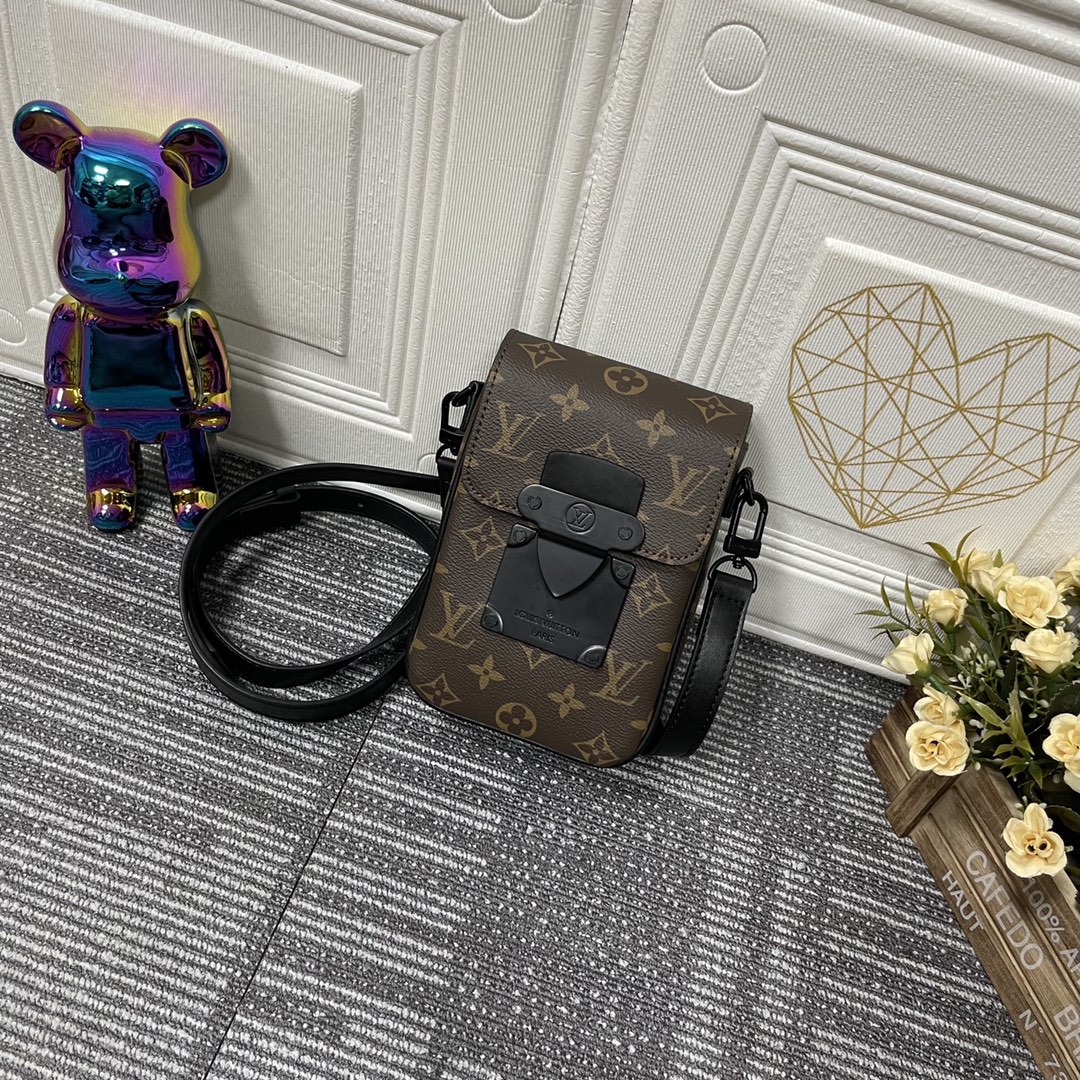 LOUIS VUITTON S-LOCK VERTICAL Billet de portátil M81524-10