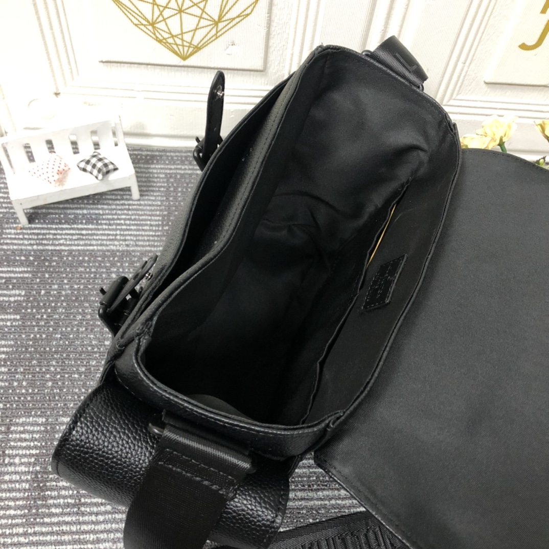 Louis Vuitton Christopher Messenger mochila-5