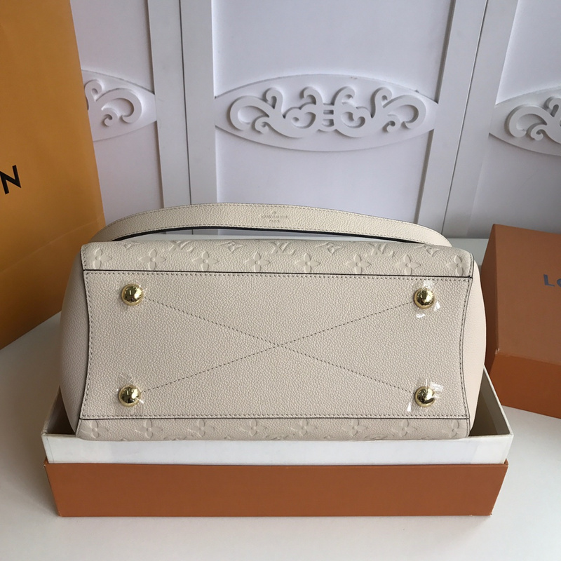 Louis Vuitton AAA-Montaigne MM-M44061 White-1