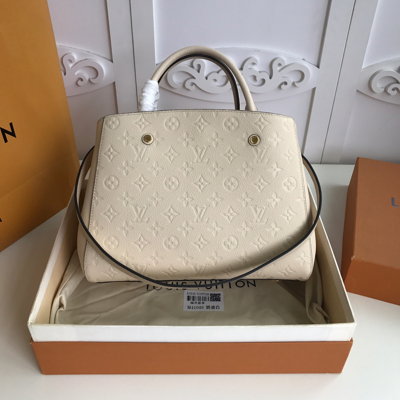 Louis Vuitton AAA-Montaigne MM-M44061 White-7