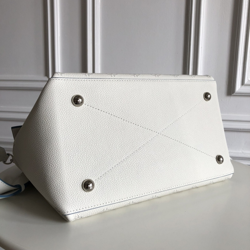 Louis Vuitton AAA-Beaubourg Hobo MM-M56201 White-4