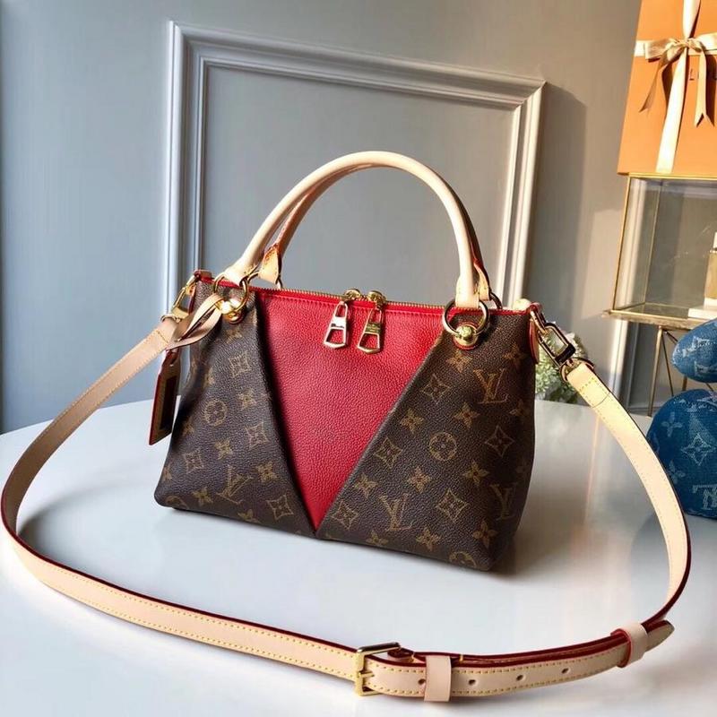 Louis Vuitton v Tote MM M43949-4
