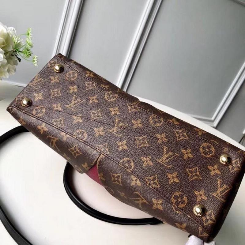 Louis Vuitton v Tote MM M43949-9