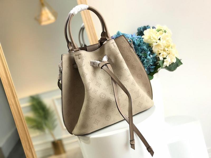 Louis Vuitton Girolata Black/Beige-4
