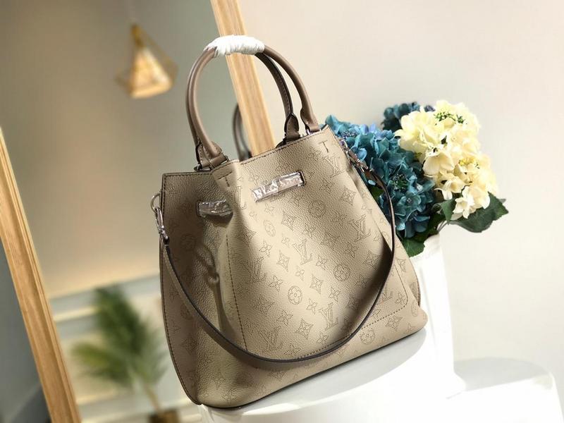 Louis Vuitton Girolata Black/Beige-5