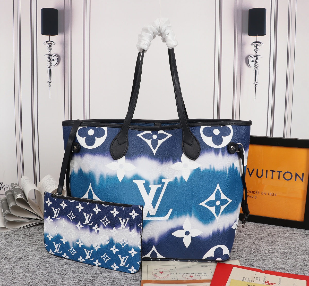 Louis Vuitton Escale Neverfull MM M45127 Pink/Blue/Red-11