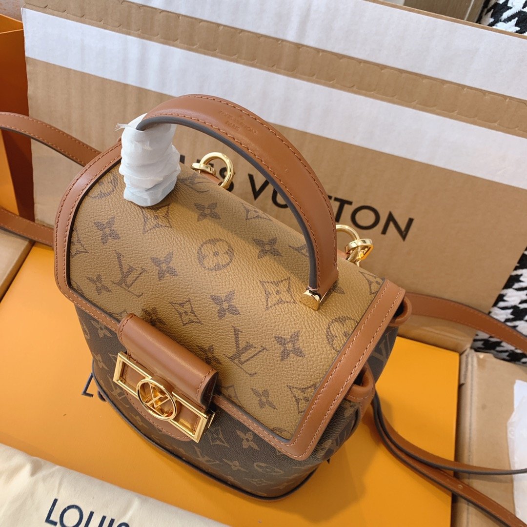 mochila de Louis Vuitton Dauphine PM M45142-4
