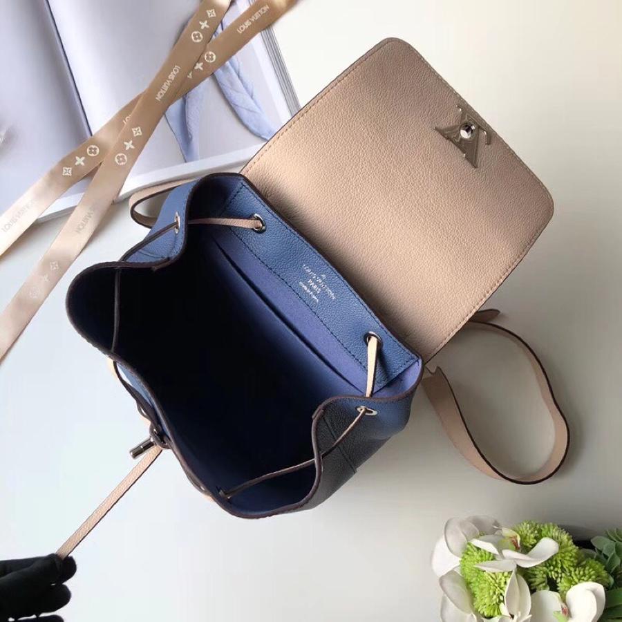 Louis Vuitton AAA-LockMe Backpack M41815-3