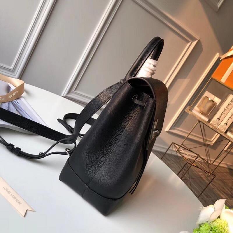 Louis Vuitton AAA-LockMe Backpack M41815-9
