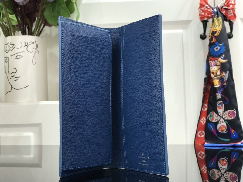 Louis Vuitton Brazza Wallet Blue Sky-6