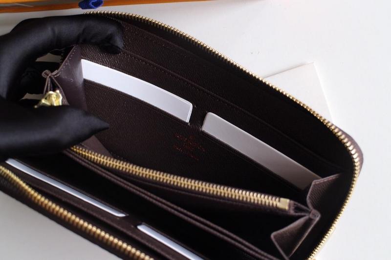 billetera zippy de Louis Vuitton-6