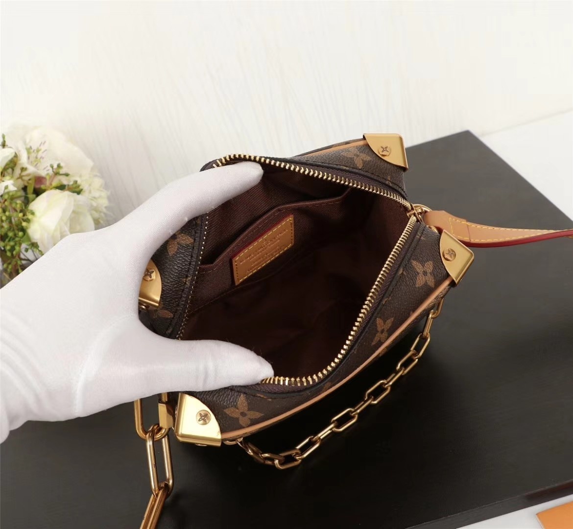 Louis Vuitton Mini Soft Trunk M44480-1