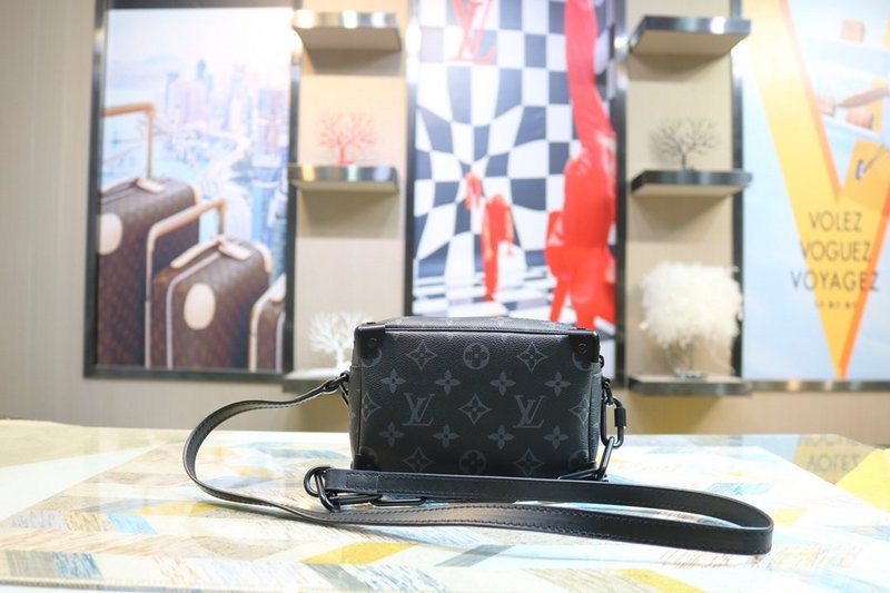 Louis Vuitton Mini Soft Trunk M44480-4