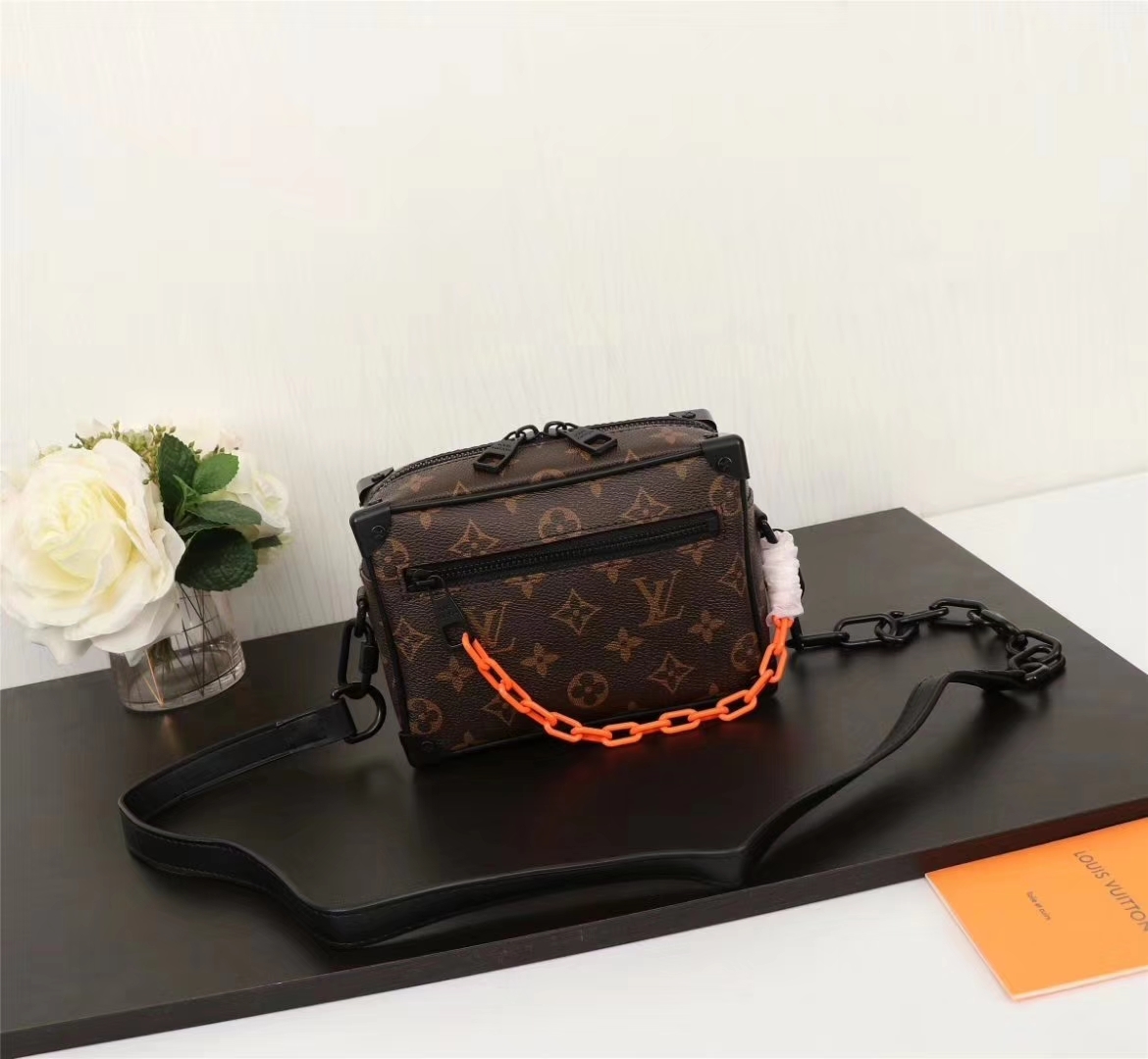 Louis Vuitton Mini Soft Trunk M44480-6