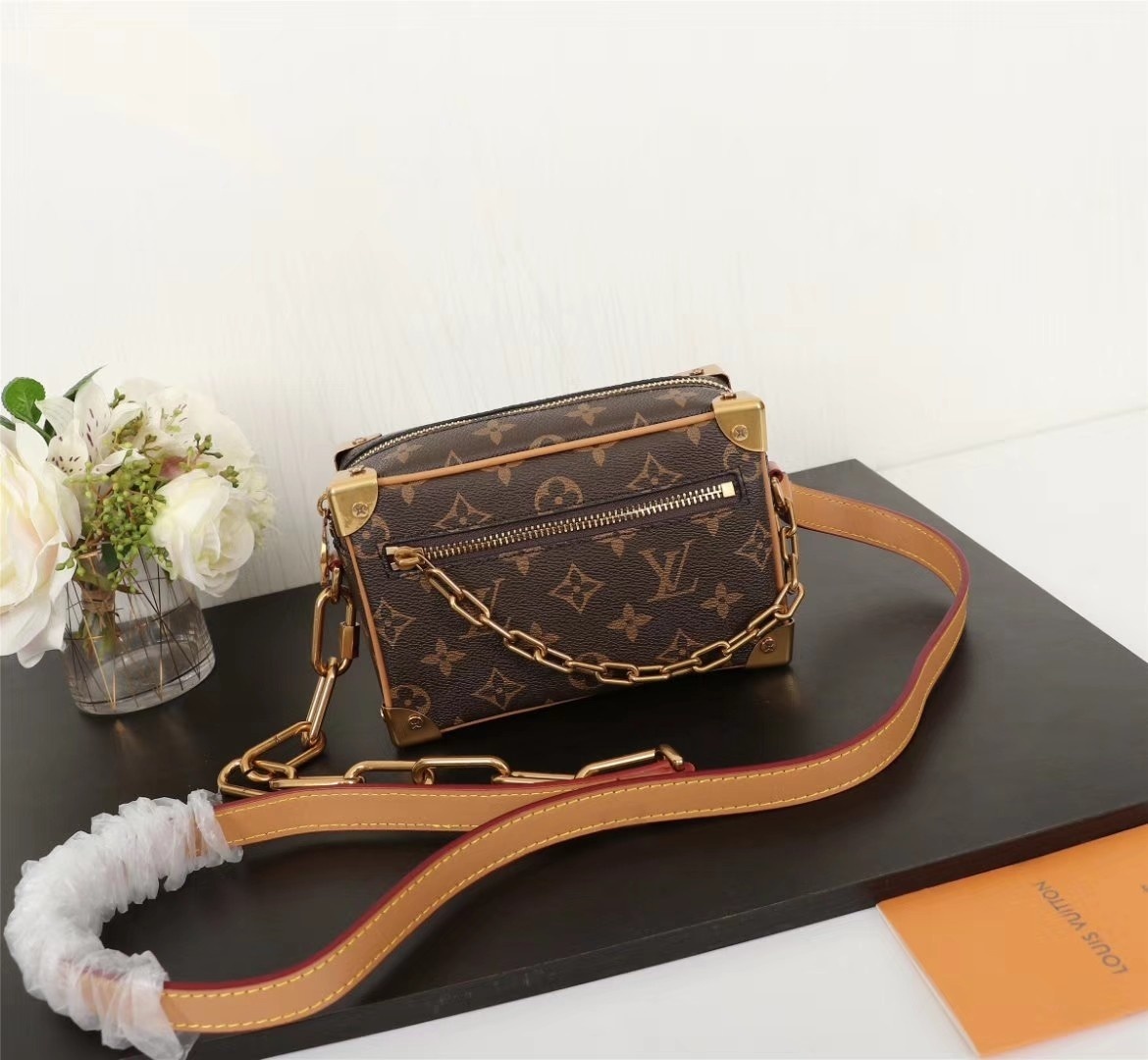 Louis Vuitton Mini Soft Trunk M44480-7