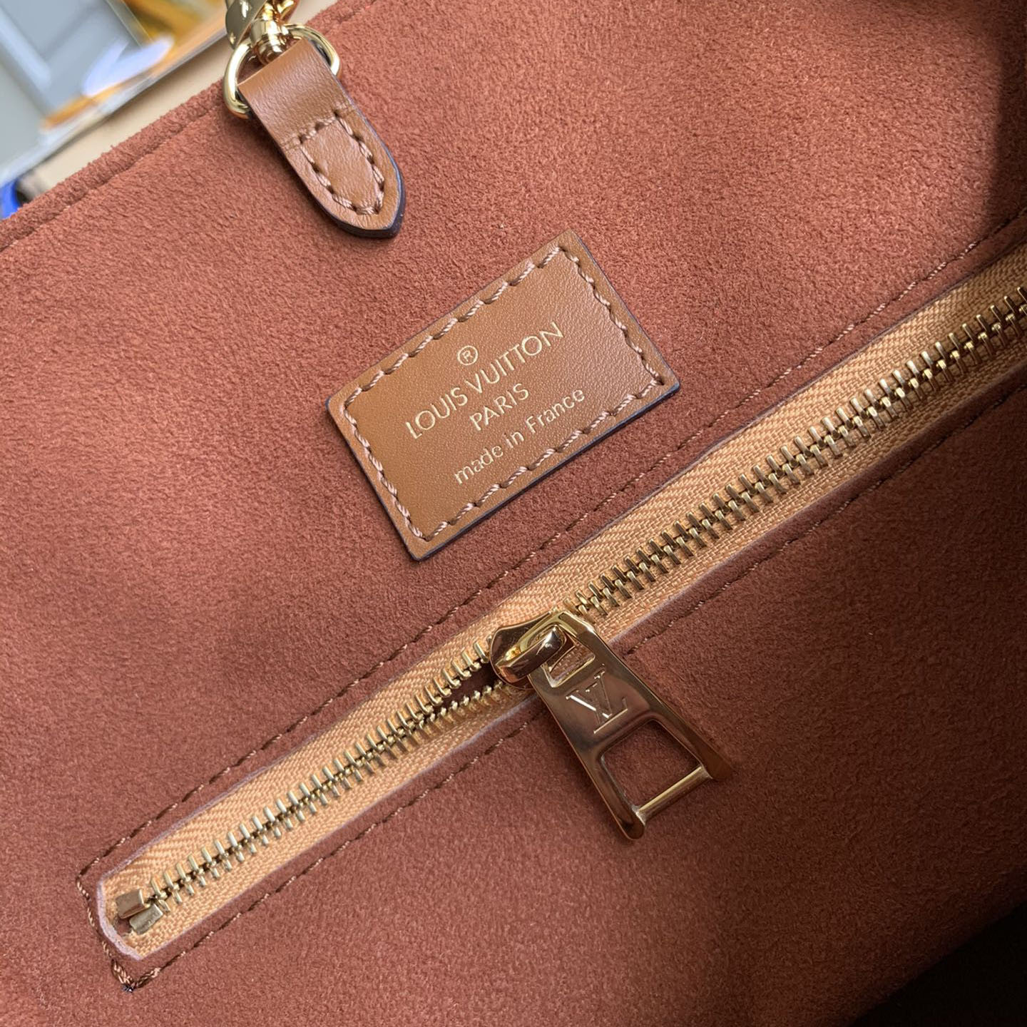 Louis Vuitton Fold Tote PM M45388-2