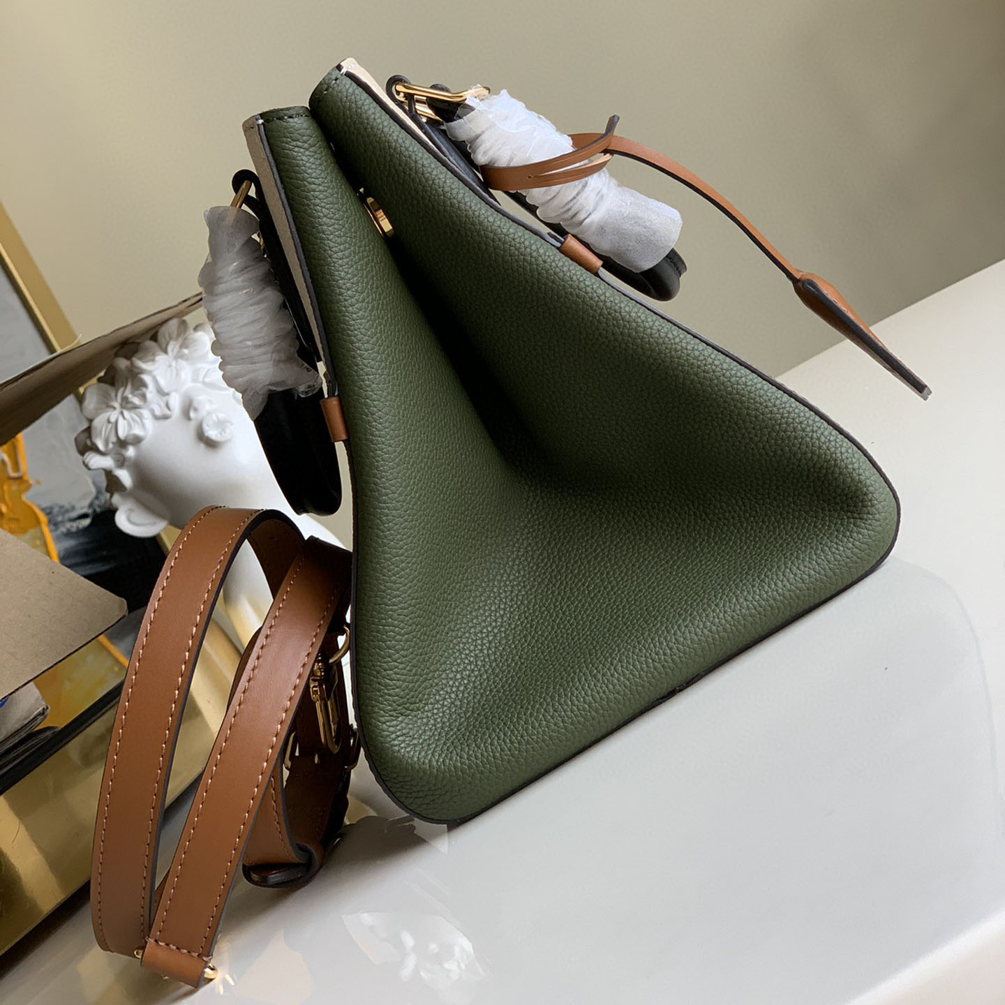 Louis Vuitton Fold Tote PM M45388-7