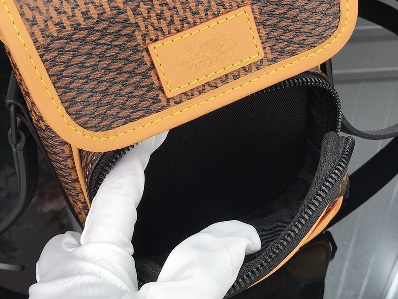Louis Vuitton Nano Amazone Messenger N40357-1