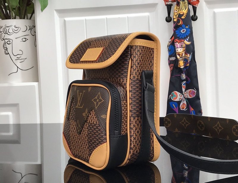 Louis Vuitton Nano Amazone Messenger N40357-5
