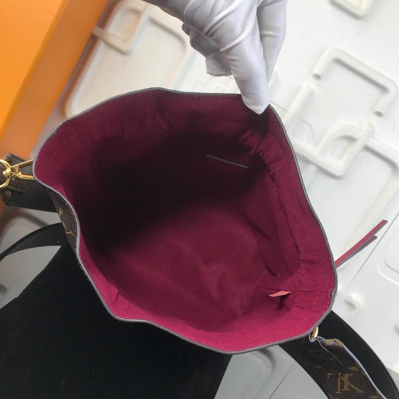 Louis Vuitton Aaa-Noo Pouch M43445-1