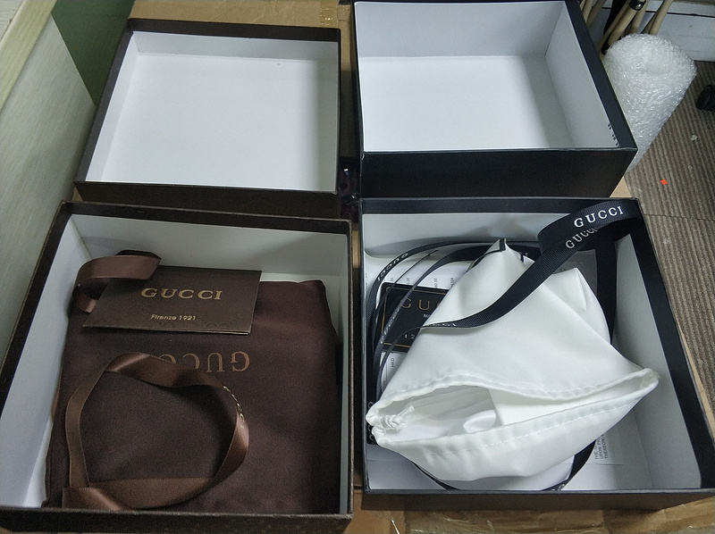caja de regalo de la correa de Gucci-2