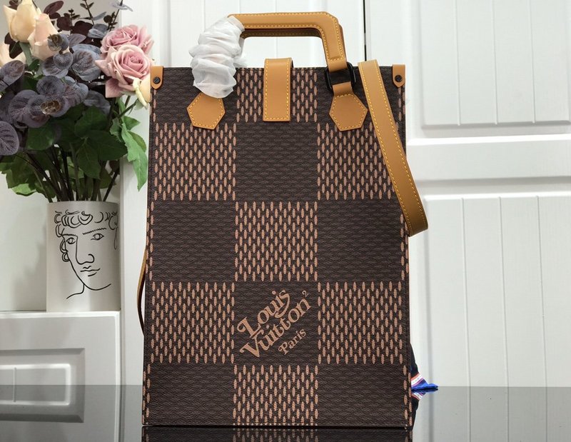 Louis Vuitton Mini Tote-5