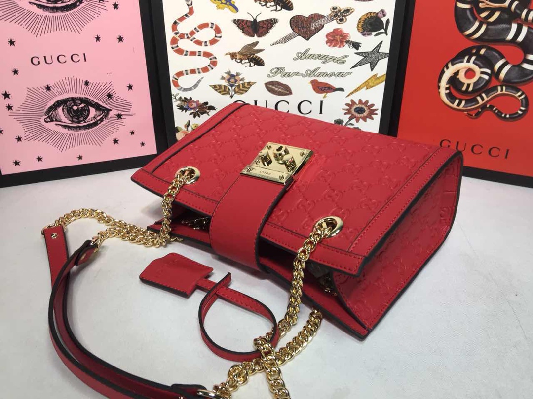 Gucci candado de hombro pequeño 498156-7