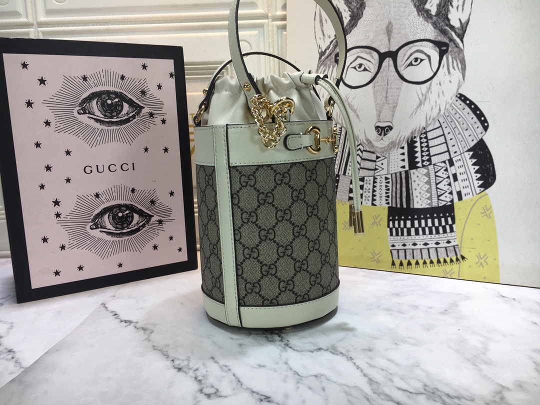 Gucci Horsebit 1955 Pequeña bolsa de cubo 637115-1