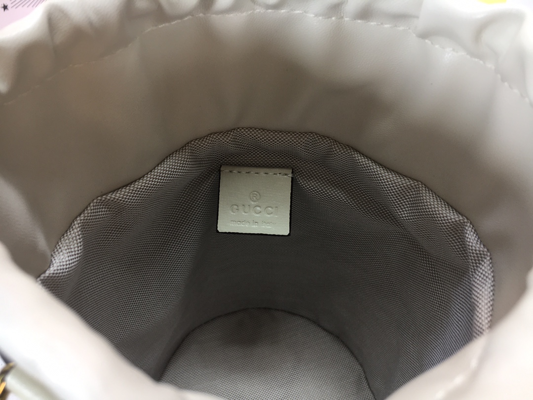 Gucci Horsebit 1955 Pequeña bolsa de cubo 637115-6