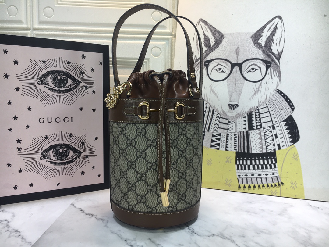 Gucci Horsebit 1955 Pequeña bolsa de cubo 637115-7