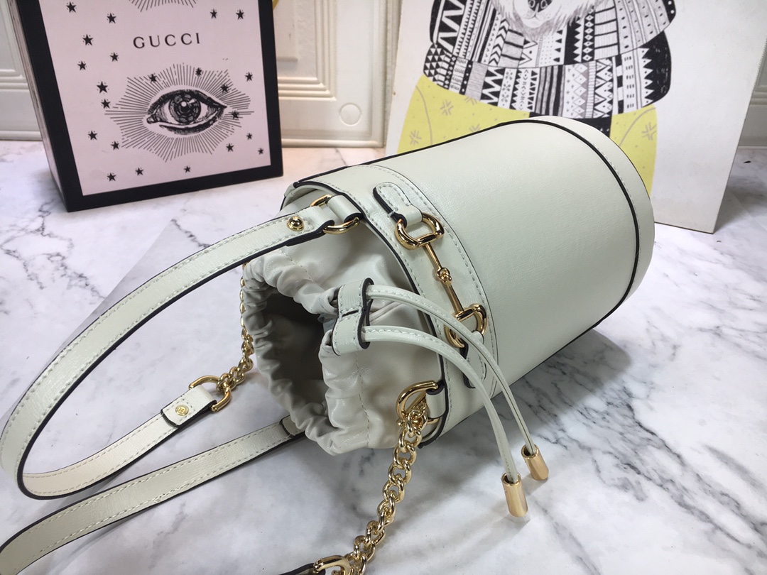 Gucci Horsebit 1955 Pequeña bolsa de cubo 637115-2