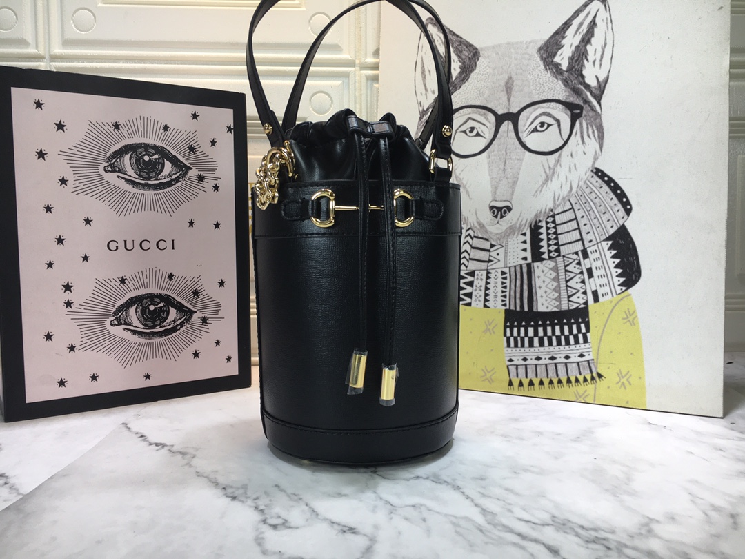 Gucci Horsebit 1955 Pequeña bolsa de cubo 637115-7