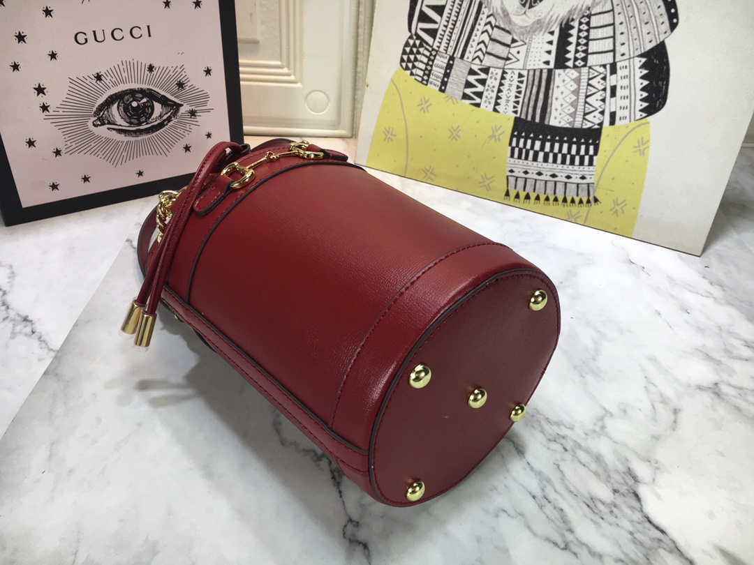Gucci Horsebit 1955 Pequeña bolsa de cubo 637115-11