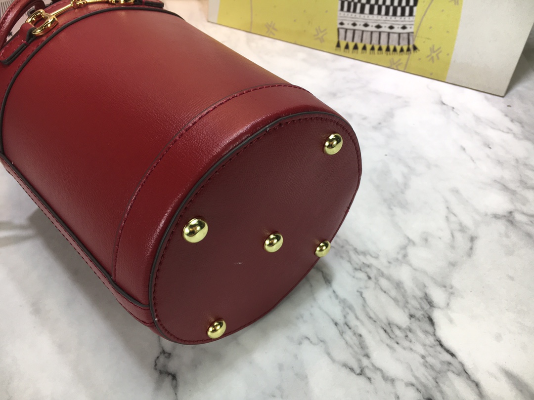 Gucci Horsebit 1955 Pequeña bolsa de cubo 637115-12