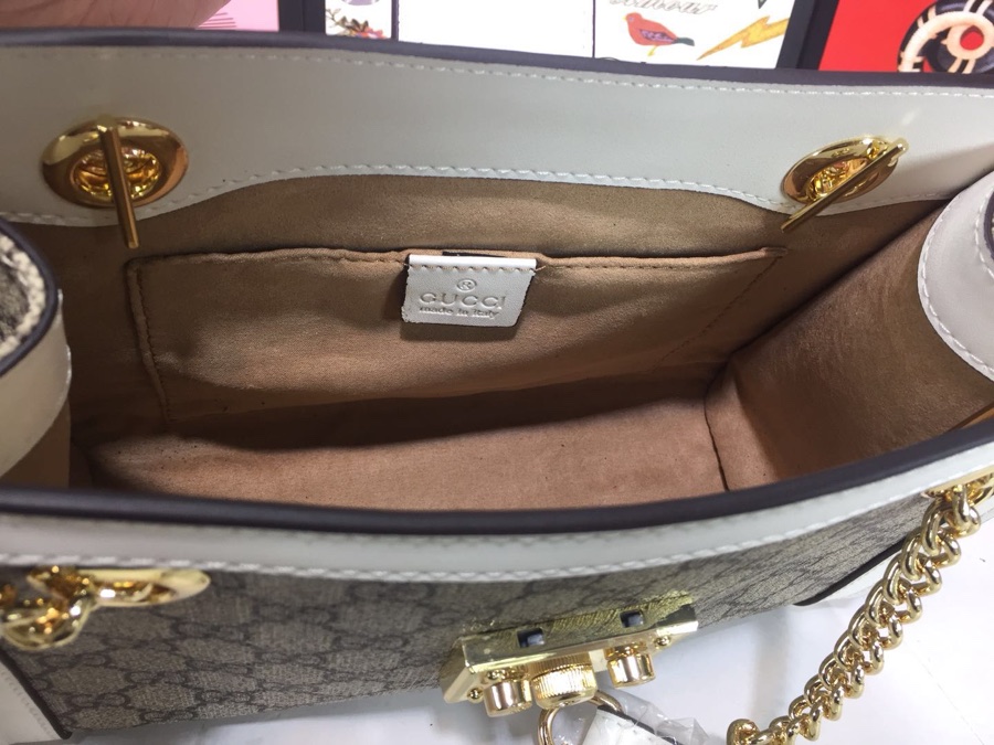 Gucci candado de hombro pequeño 498156-7
