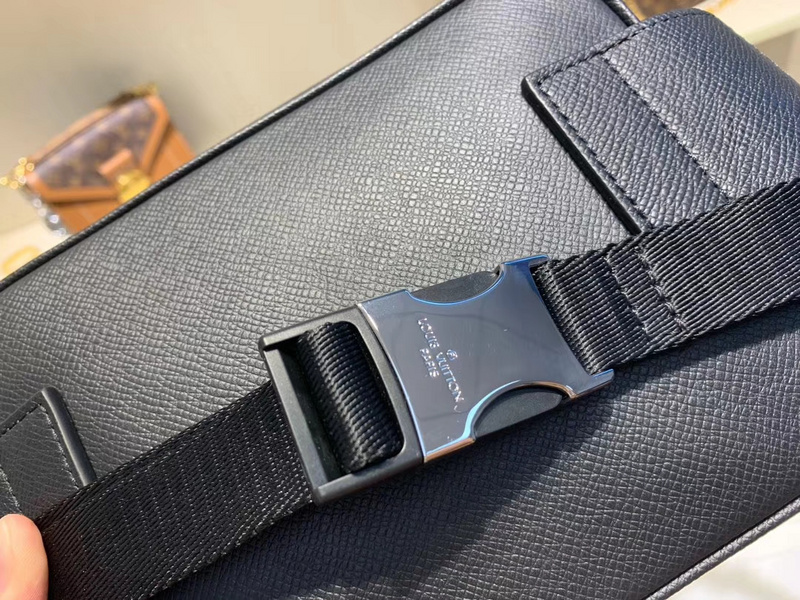 Louis Vuitton al aire libre BumBolsa M33438-5
