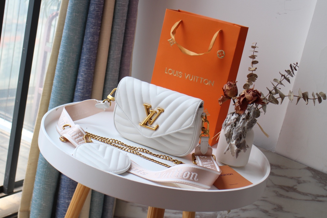 Louis Vuitton New Wave Multi-Pochette M56471-18